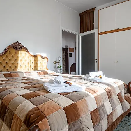 Guesthost - The Sailor's Terrace - Cozy Apt!