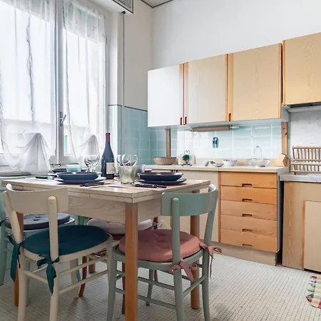 The Sailor's Terrace - Cozy Apt! *