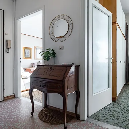 The Sailor's Terrace - Cozy Apt! *